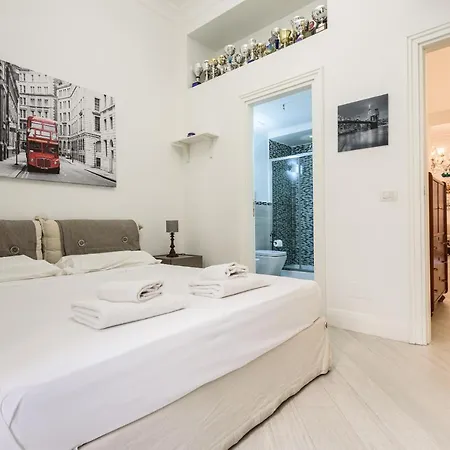 Palazzo Dello Spagnolo Suite Naples Extérieur photo