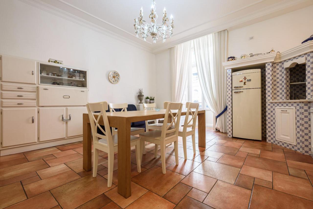 Palazzo Dello Spagnolo Apartment Neapel